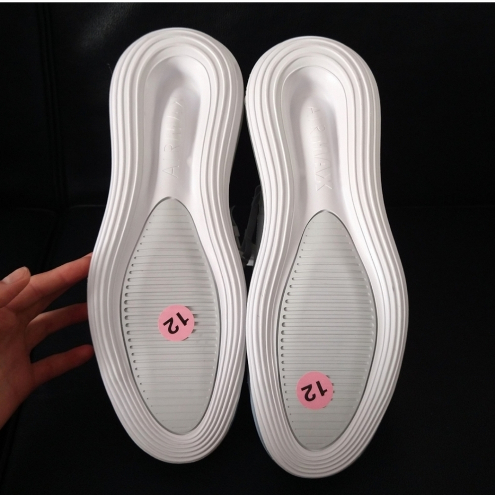 Nike Airmax 720 Saturn